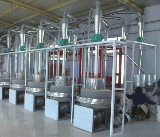 山東泗水鑫峰面粉機(jī)械有限公司產(chǎn)品涵蓋小型、中型、大型面粉機(jī)械及石磨設(shè)備。